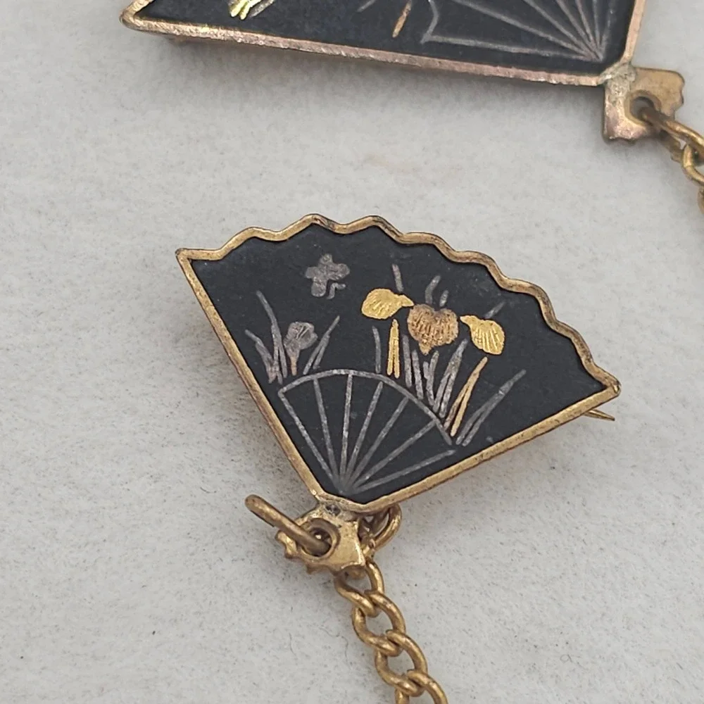 Vintage Japanese Damascene Fan Brooches Sweater Guard K24 Inlay Landscape Japan
